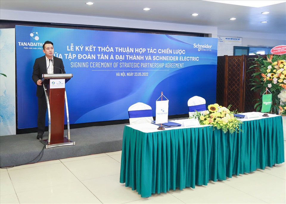 Ông Nguyễn Duy Chính, Tổng Giám đốc Tập đoàn Tân Á Đại Thành phát biểu tại sự kiện.